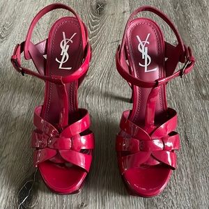 Yves Saint Laurent Tribute Patent Leather Sandal